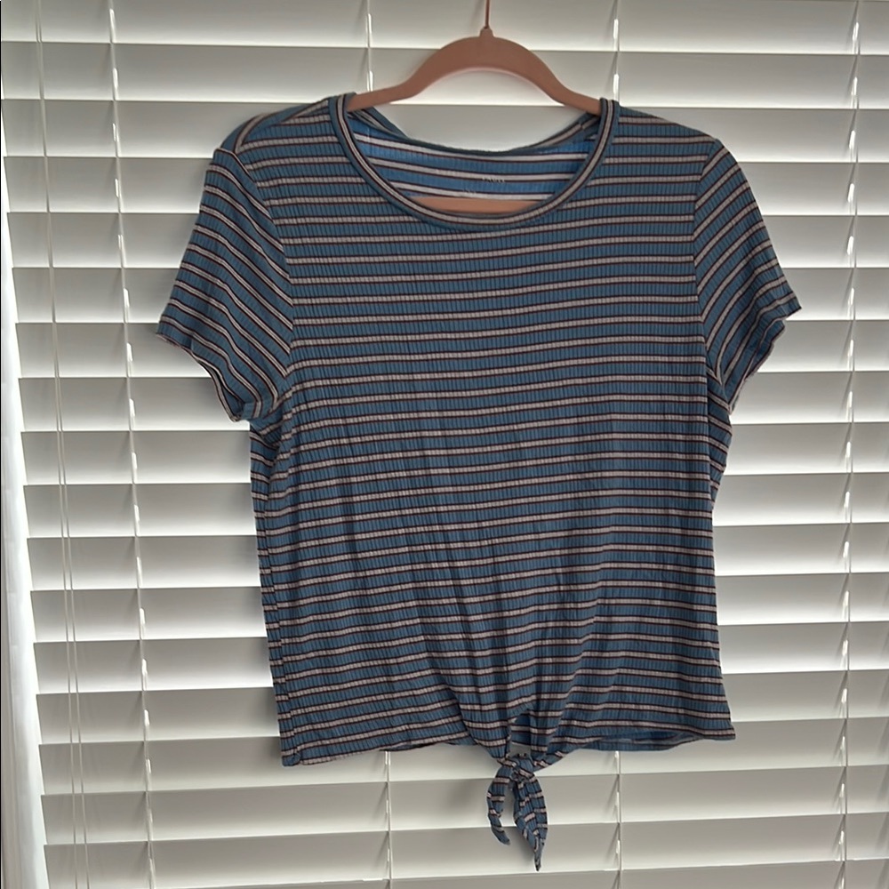 American Eagle Outfitters Blue Tie Front Short Sleeve T-Shirt
